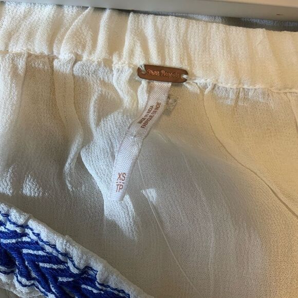 FREE PEOPLE FP embroidered off-shoulder peasant top size XS - Picture 9 of 11